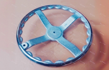 鑄鐵厚重，鋁合金輕巧，工業手輪究竟如何選？